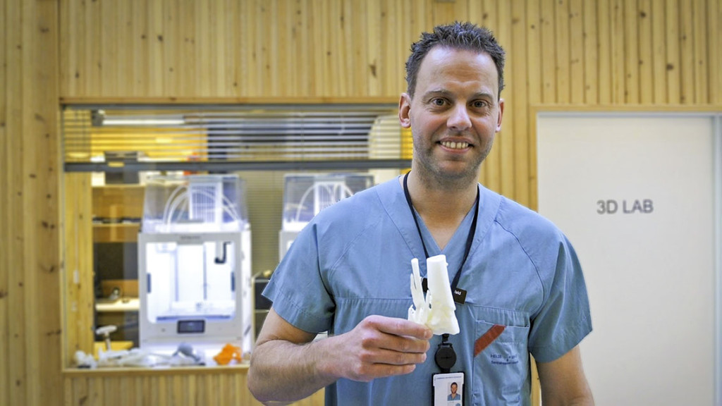 &Oslash;VER P&Aring; OPERASJONER:&nbsp;&ndash; Ved &aring; trene p&aring; en modell i forkant s&aring; kan vi unng&aring; overraskelser og komplikasjoner under den ekte&hellip;