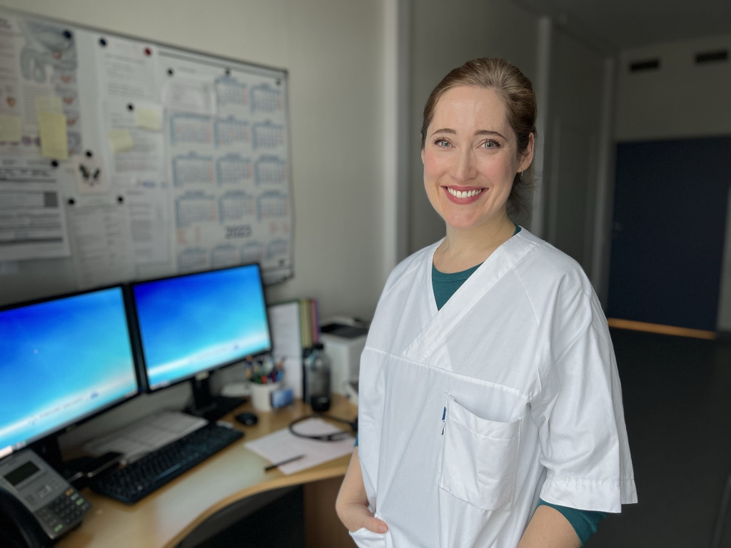 Tett p&aring; pasientene: &ndash; Det mest givende med jobben er &aring; hjelpe pasienter gjennom prosessen med &aring; skulle akseptere en alvorlig&hellip;