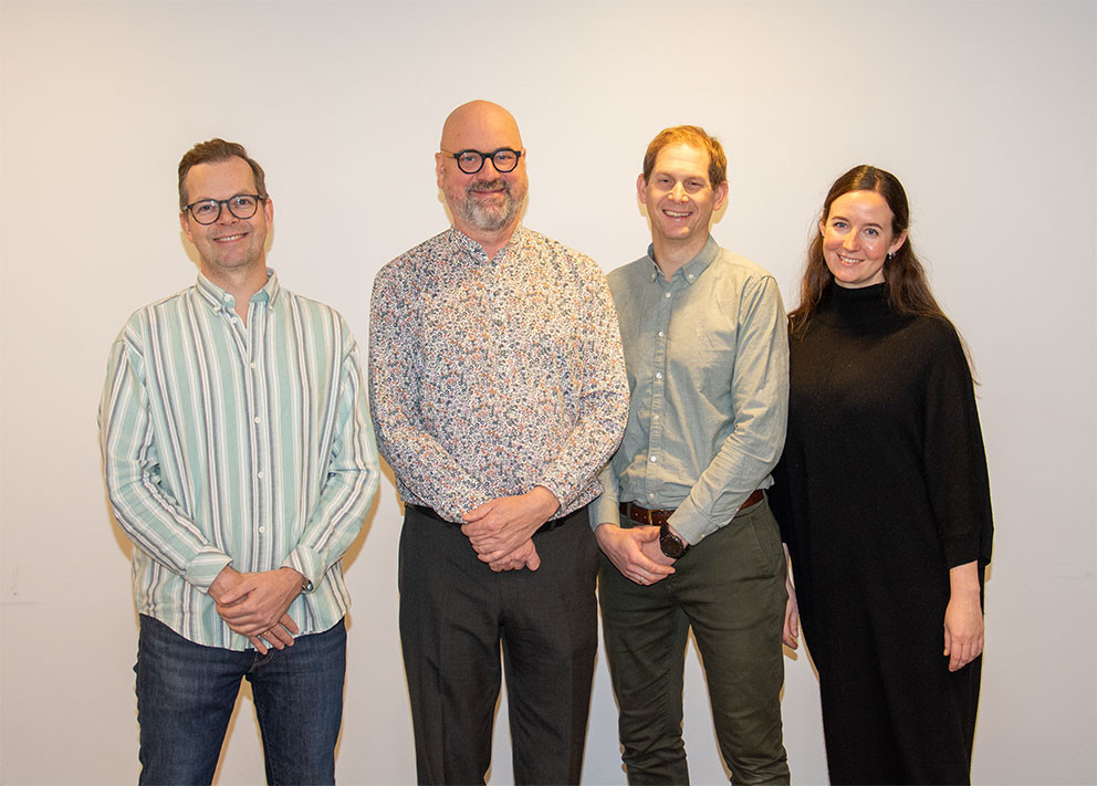 Fra venstre: H&aring;vard Midgard (f&oslash;rsteforfatter), Olav Dalgard (sisteforfatter), Kristian Braathen Malme, Ane-Kristine&hellip;