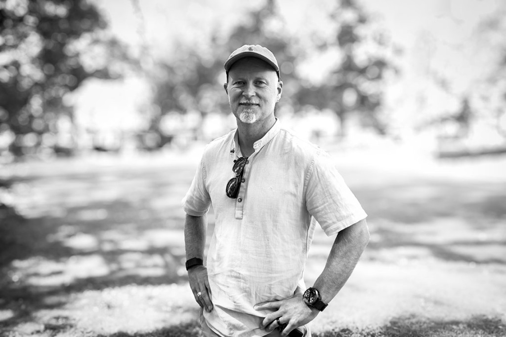 ALLSIDIG: Torkil F&aelig;r&oslash; har jobbet som legevaktslege i over 30 av landets kommuner. I tillegg er han bestselgende forfatter,&hellip;