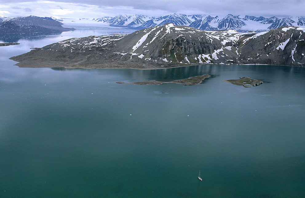 Kongsfjorden, Svalbard. Foto: imageBROKER / E. Baccega / NTB